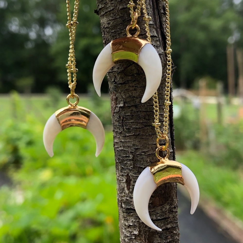 Double horn carved shell, 14K gold plated necklace